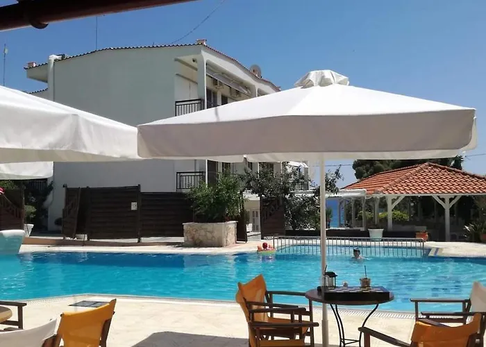 Amalthea Lejlighedshotel Mola Kalyva