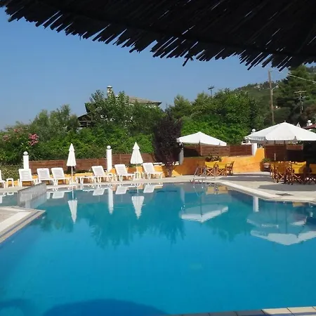 Aparthotel Amalthea Mola Kalyva